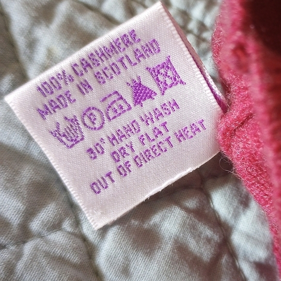 Up-Cycled Brora Scottish Cashmere Crewneck Sweater Dark Berry Pink - Picture 13 of 13